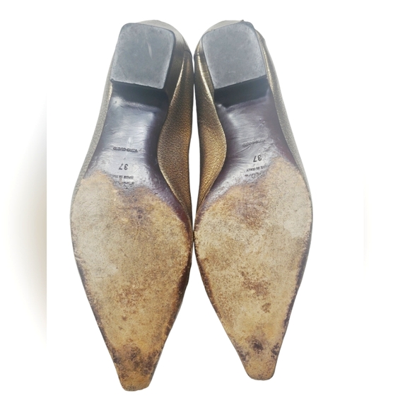 PRADA POINTED TOE PUMPS SIZE 37/US 7 M - Picture 10 of 11